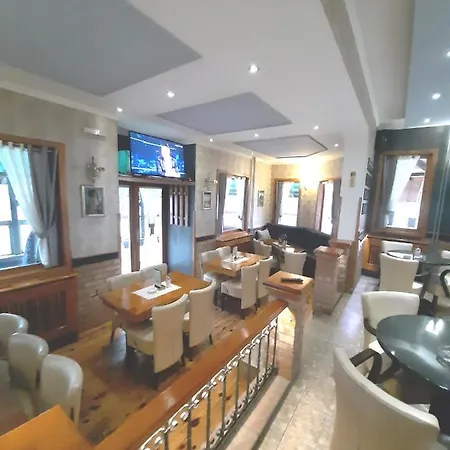 Caffe Pizzeria I Bona Fides Nm Guest house 3*